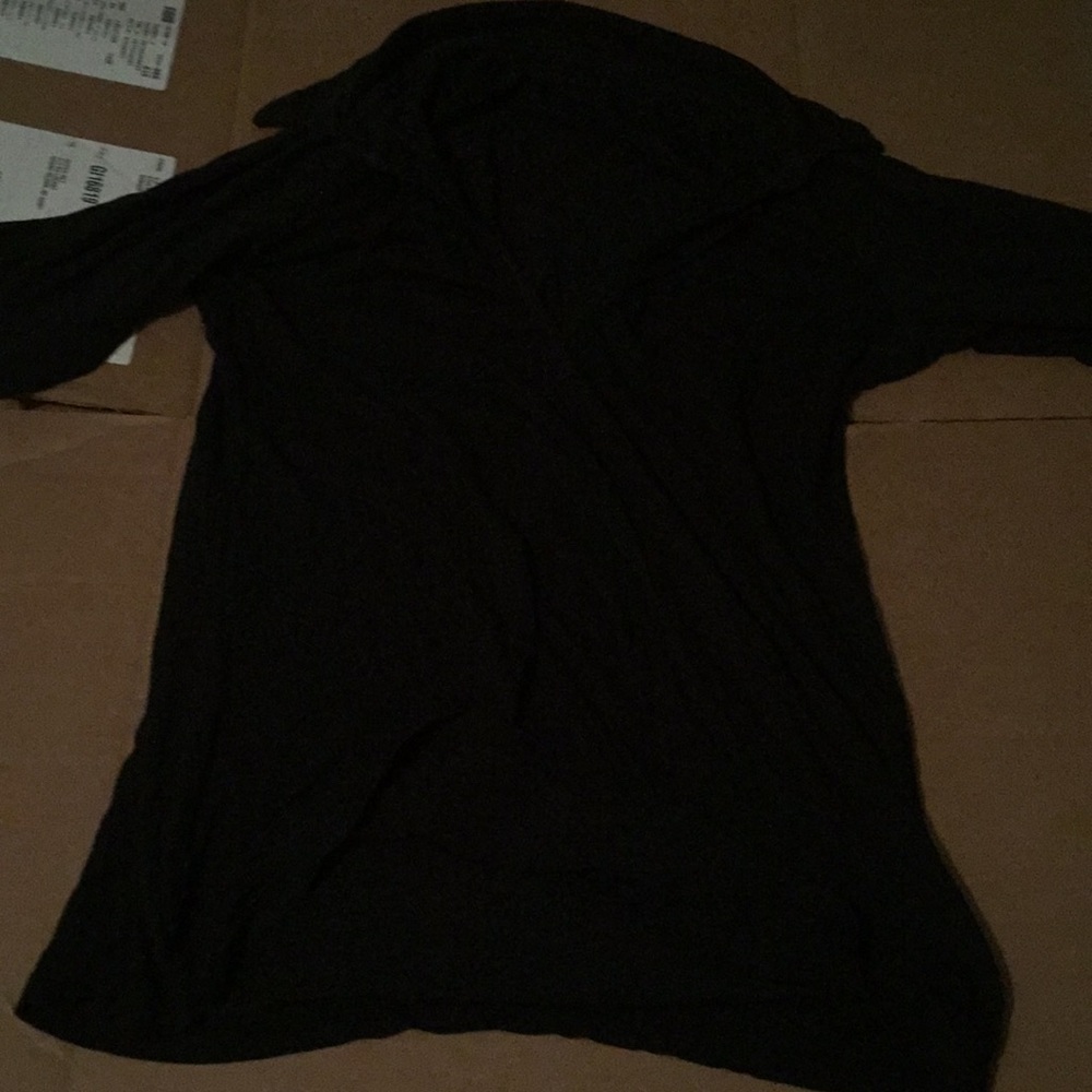 Gap Black Women’s V Neck Polo